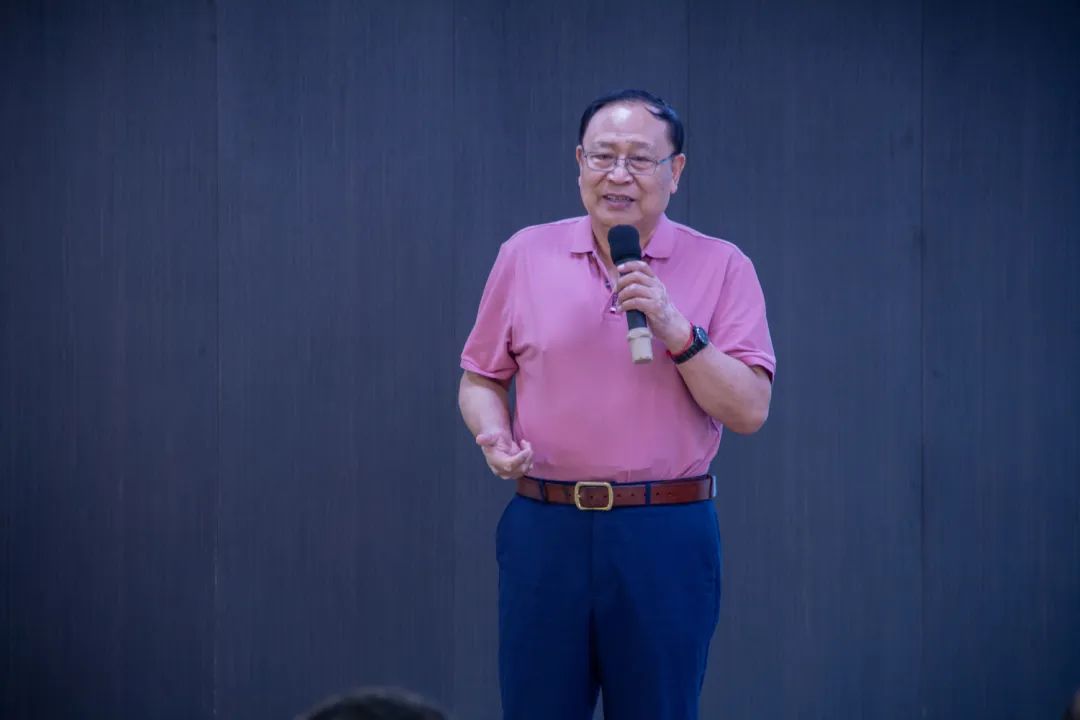 abfd884eb410e157a52c6d0a5d9e201.jpg